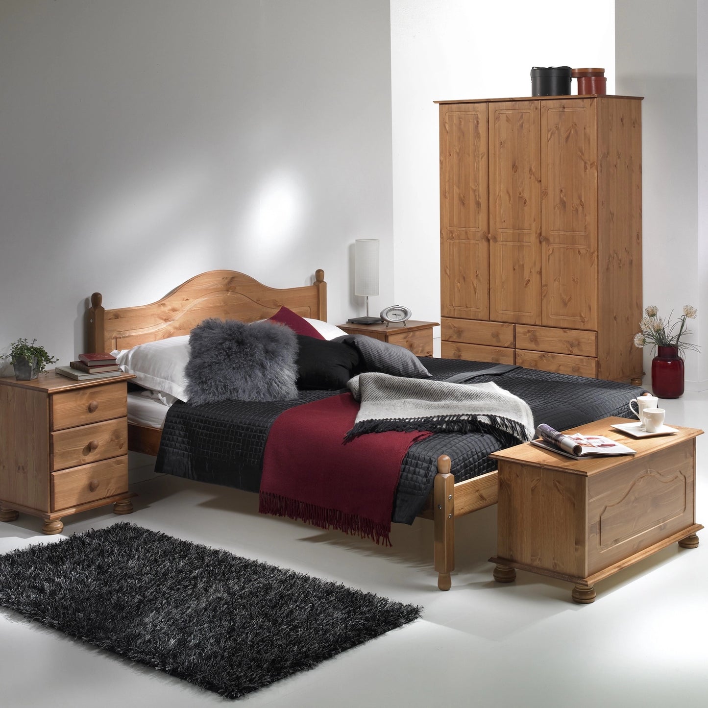 Furniture To Go Copenhagen 3 Drawer Bedside in Pine (Package of 2)